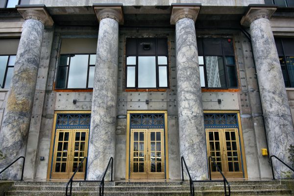 FREE Alaska State Capitol Tours Mondays-Fridays through September 27th