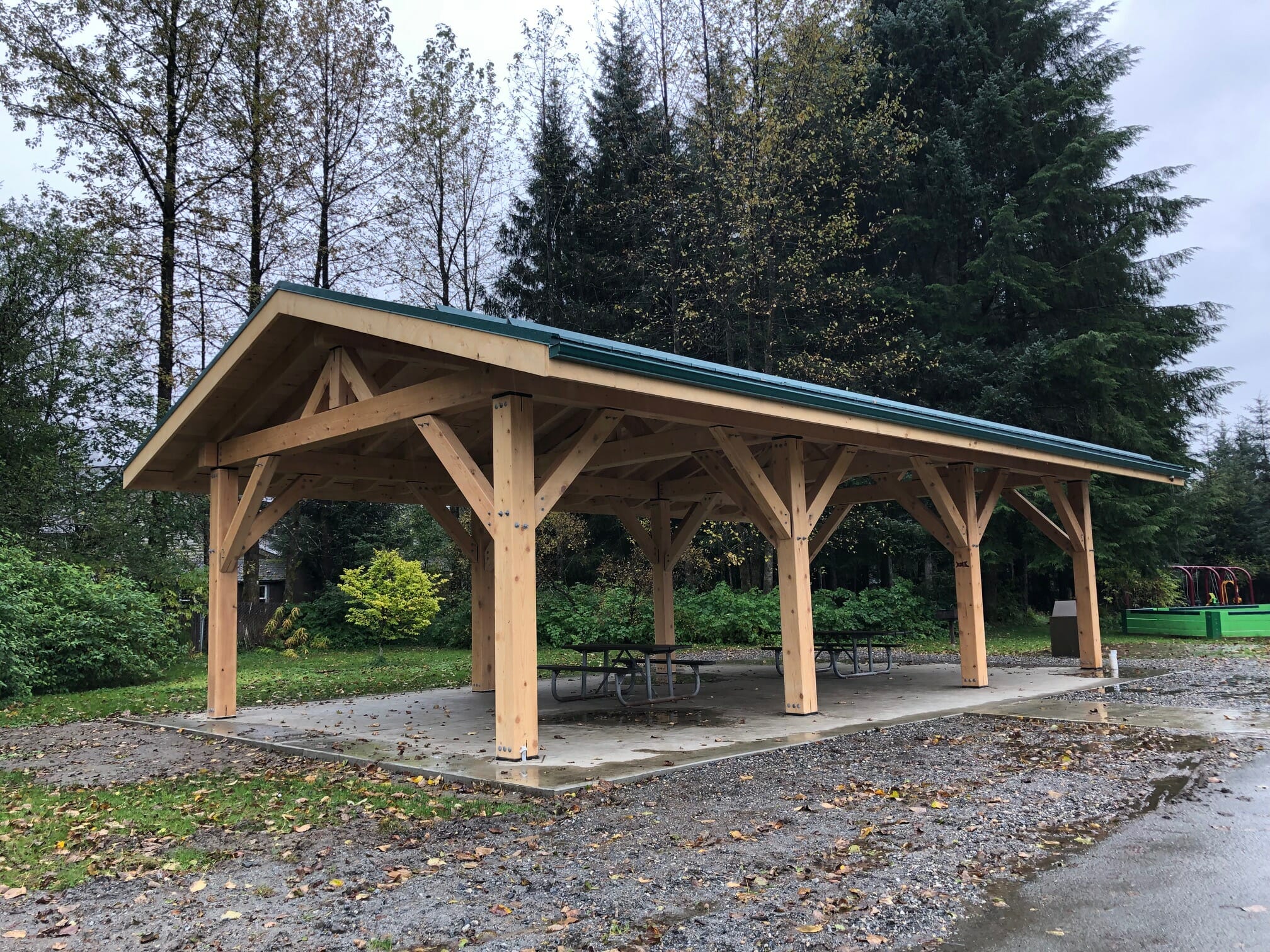 The new shelter at Riverside Rotary Park.
